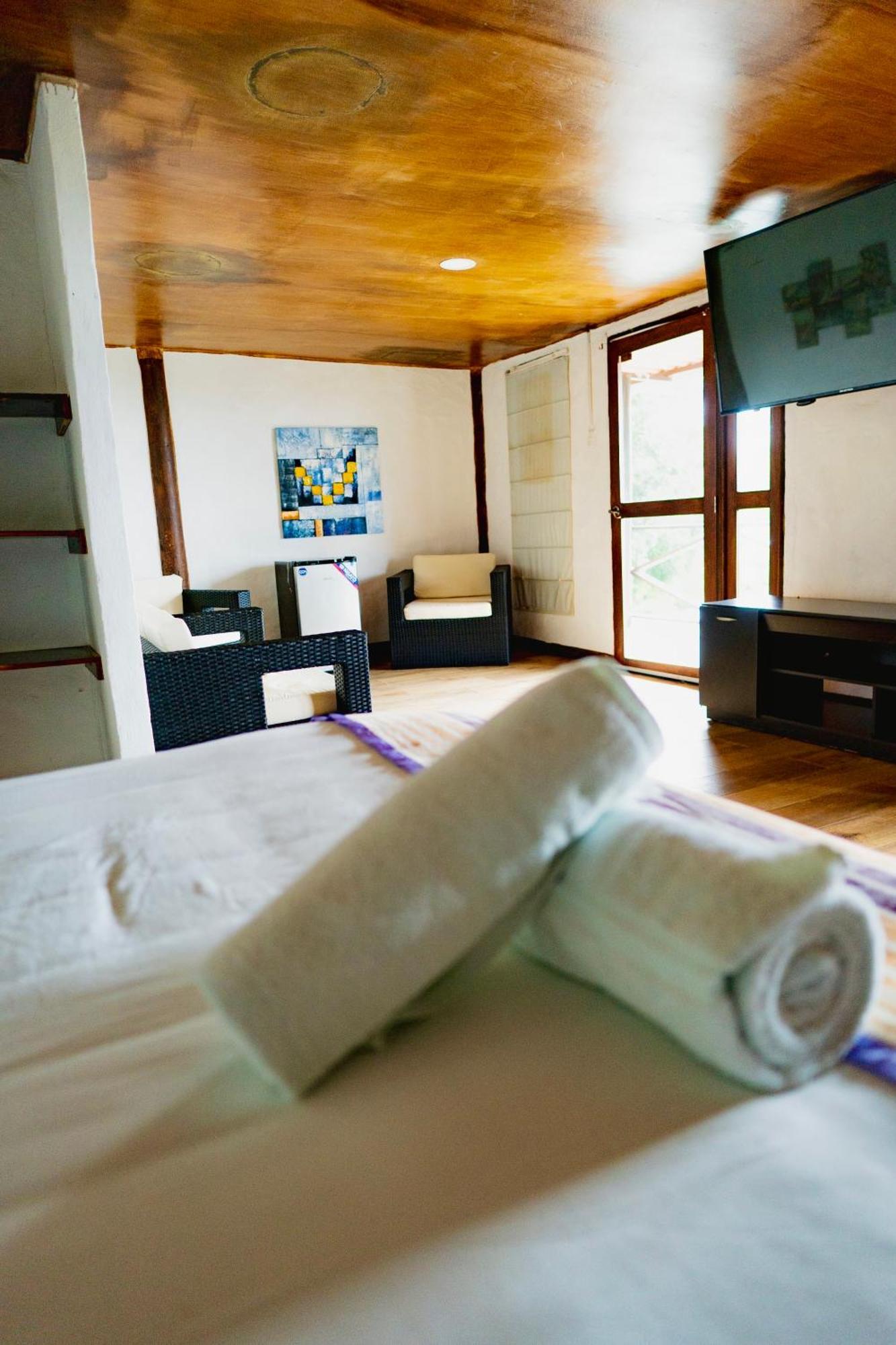 Ranchos De Chalia Panama Hotel Portobelo Eksteriør billede