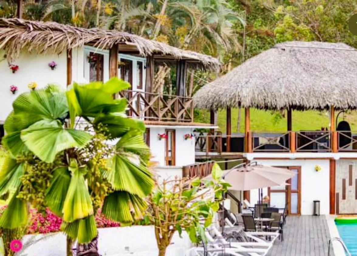 Ranchos De Chalia Panama Hotel Portobelo Eksteriør billede