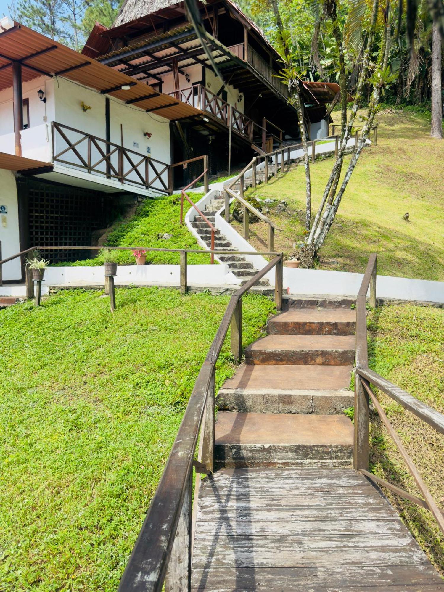 Ranchos De Chalia Panama Hotel Portobelo Eksteriør billede