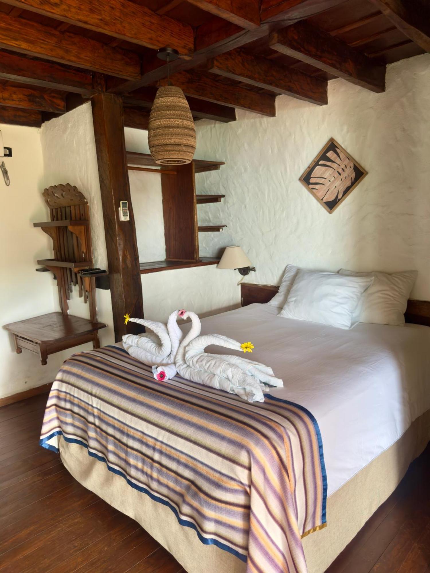 Ranchos De Chalia Panama Hotel Portobelo Eksteriør billede