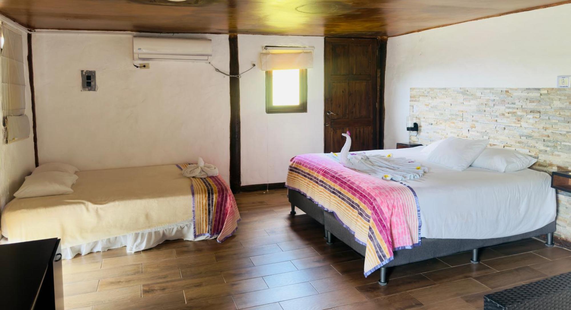 Ranchos De Chalia Panama Hotel Portobelo Eksteriør billede