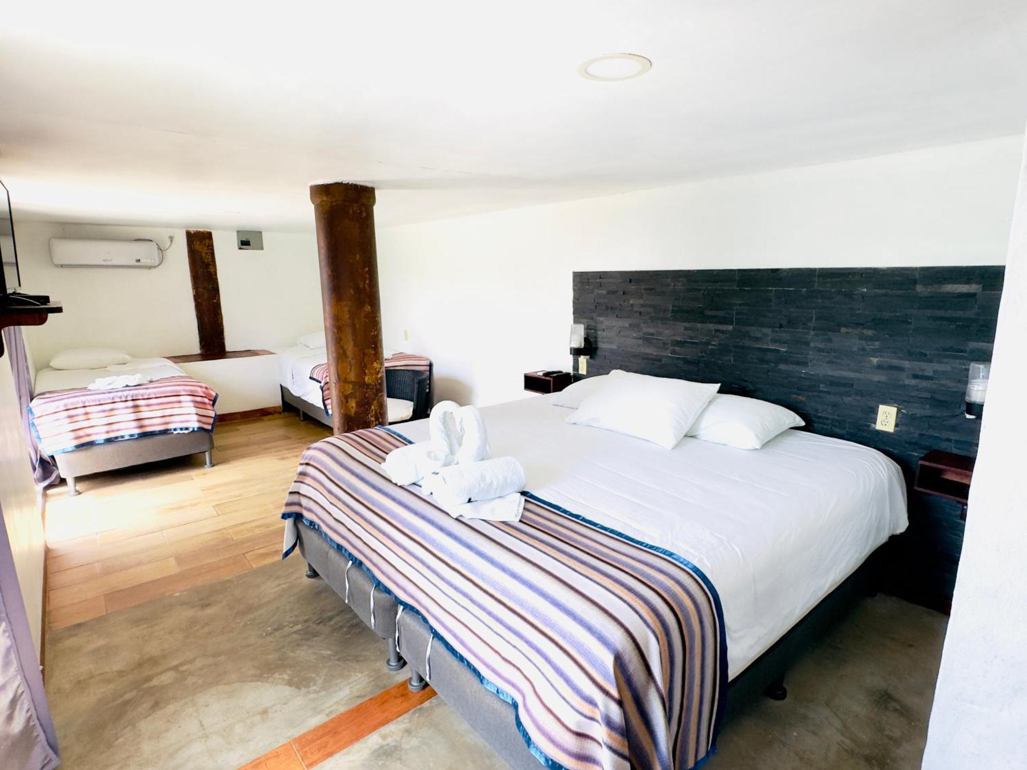 Ranchos De Chalia Panama Hotel Portobelo Eksteriør billede